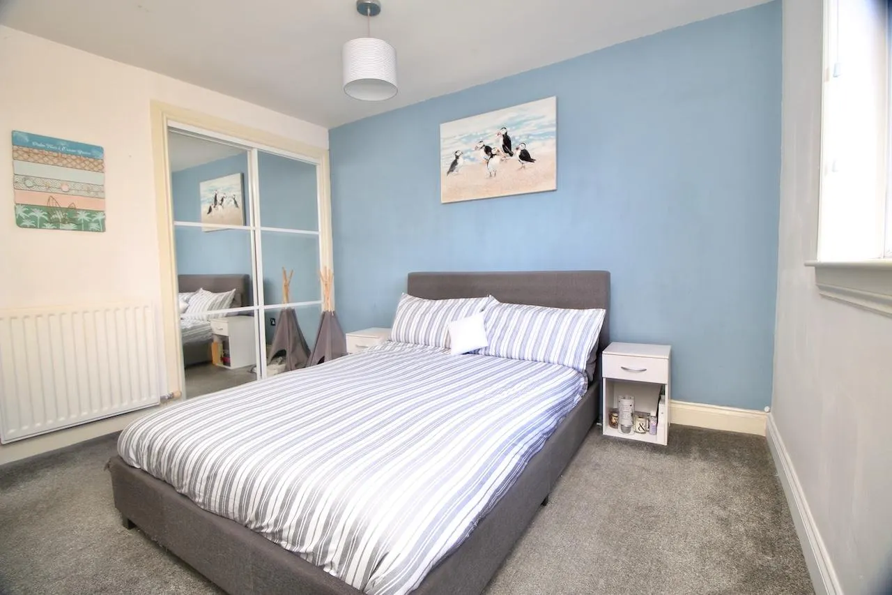 Tiree Court, Ravenswood, G67 1NS, photo 8