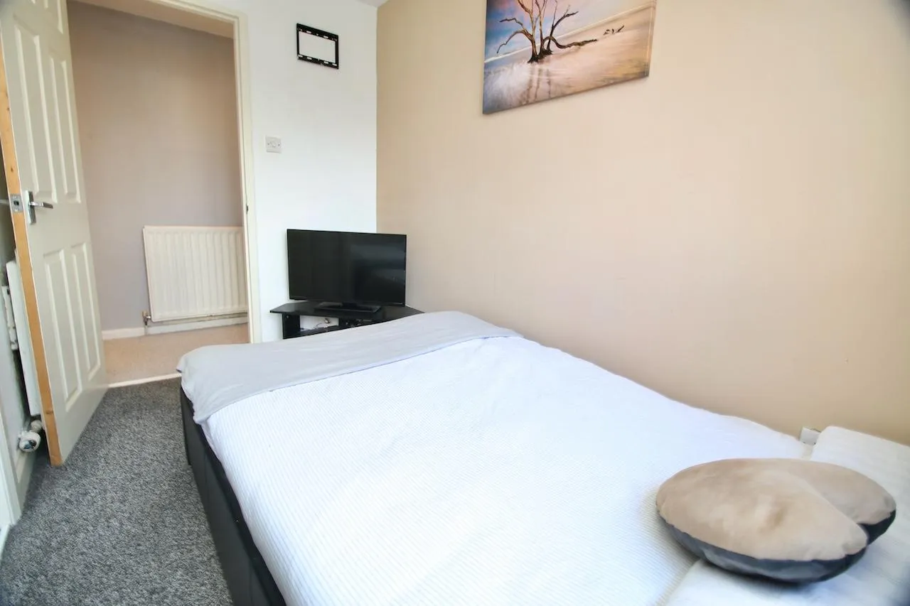 Tiree Court, Ravenswood, G67 1NS, photo 14