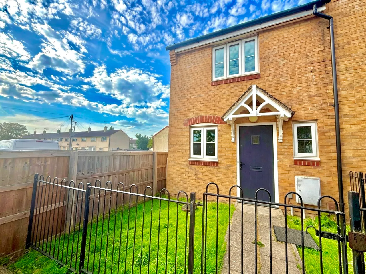 Horsham Road, Swindon, Wiltshire, SN3 2BN, photo 2