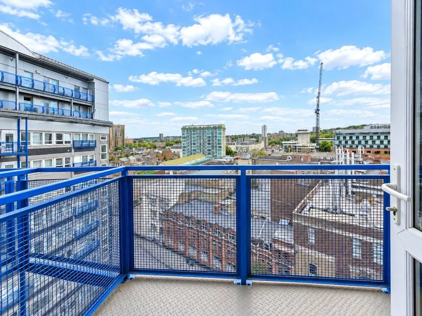 Calderwood Street, London, SE18, photo 5