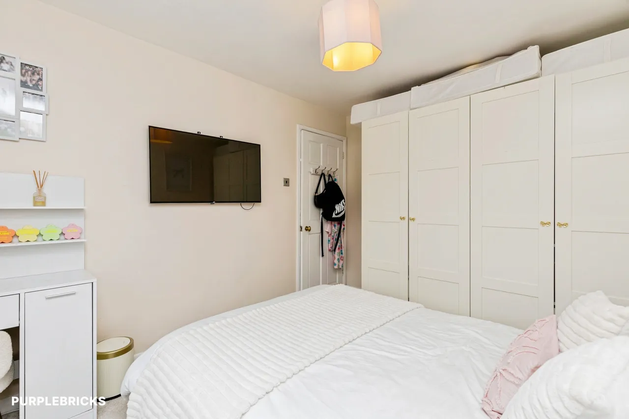St. Hildas Close, Crawley, RH10, photo 21