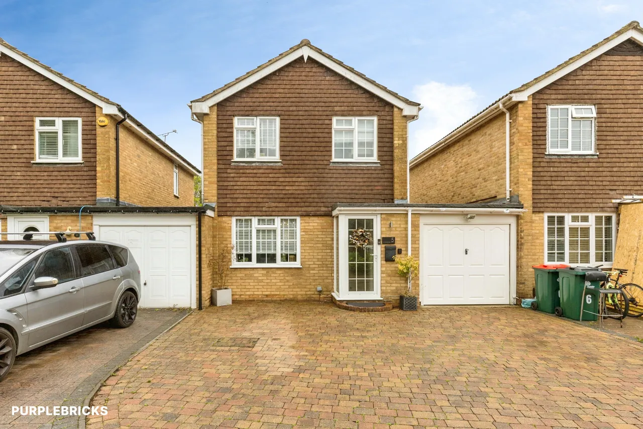 St. Hildas Close, Crawley, RH10, photo 42