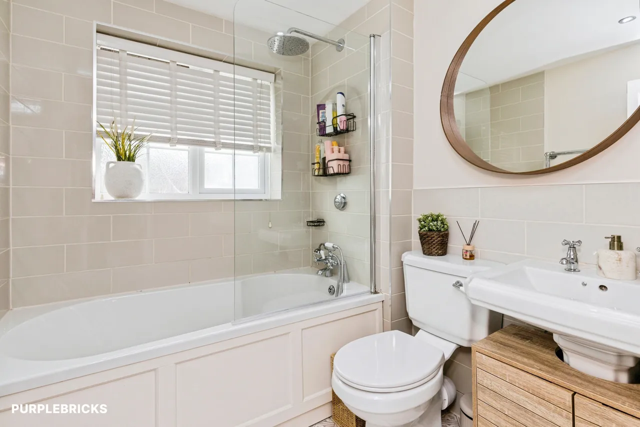 St. Hildas Close, Crawley, RH10, photo 33