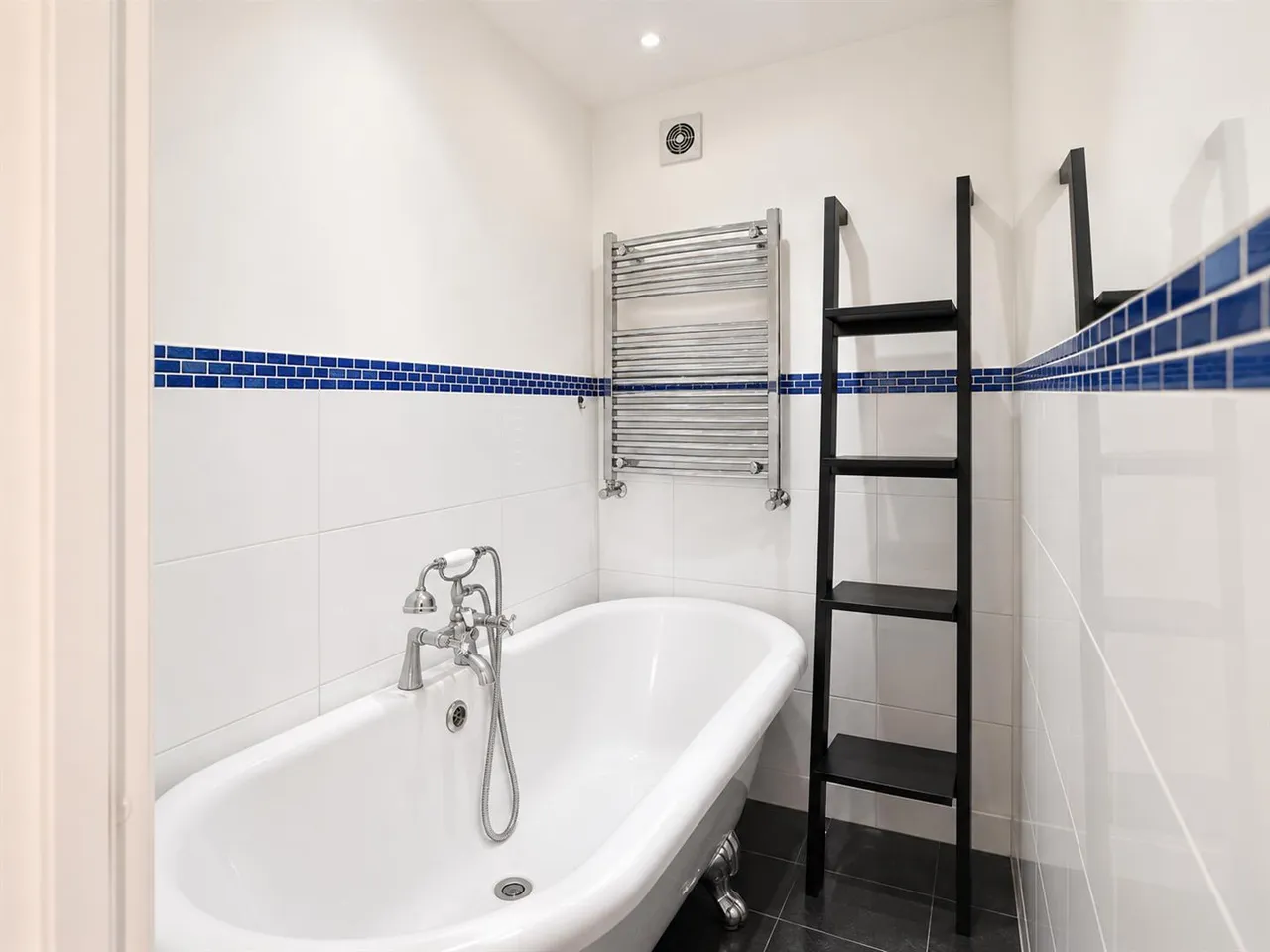 Nelson Road, Whitton, photo 11