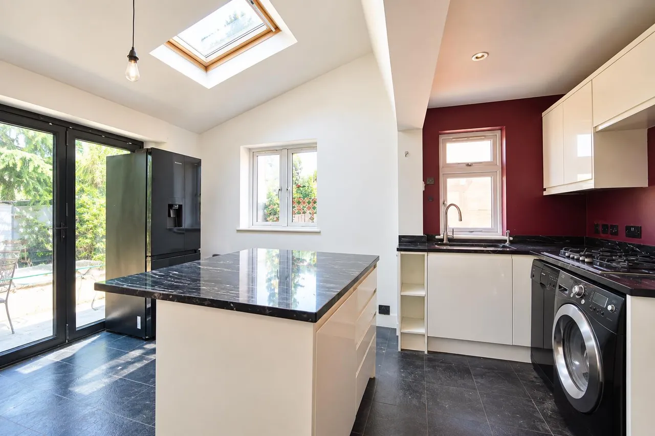 Nelson Road, Whitton, photo 6