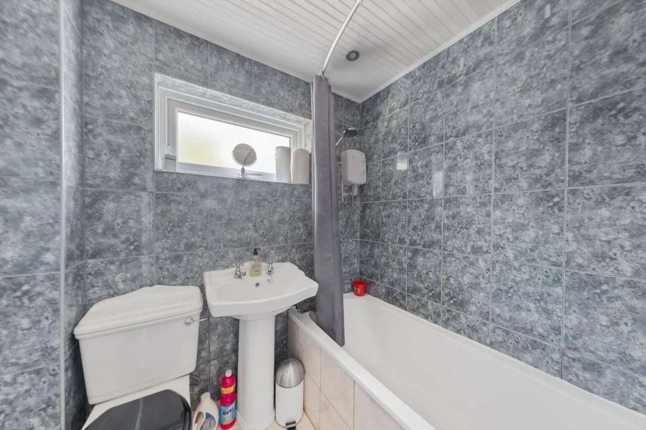 Violet Close, Birchwood, Warrington, Warrington, WA3 7NW, photo 16