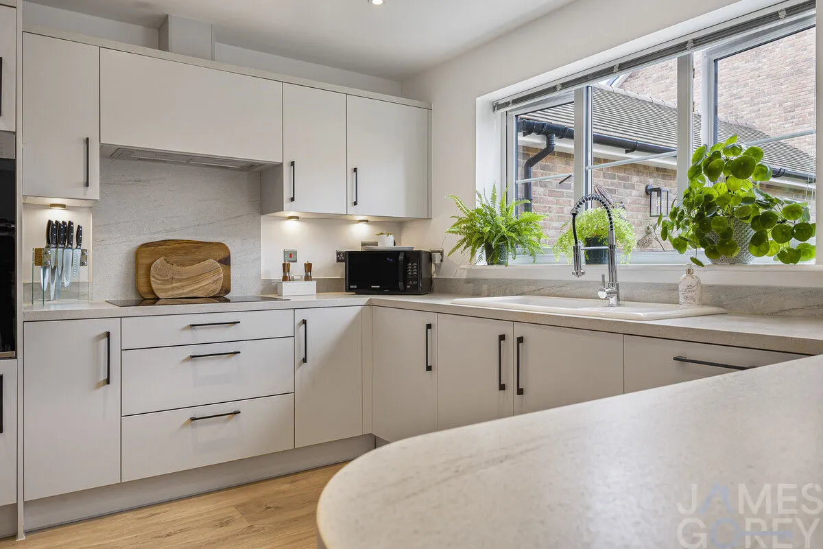 Parkwood Hill, Greenhithe, DA9, photo 21