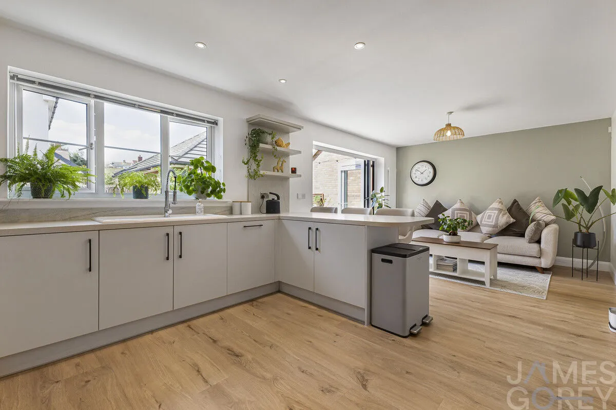 Parkwood Hill, Greenhithe, DA9, photo 25