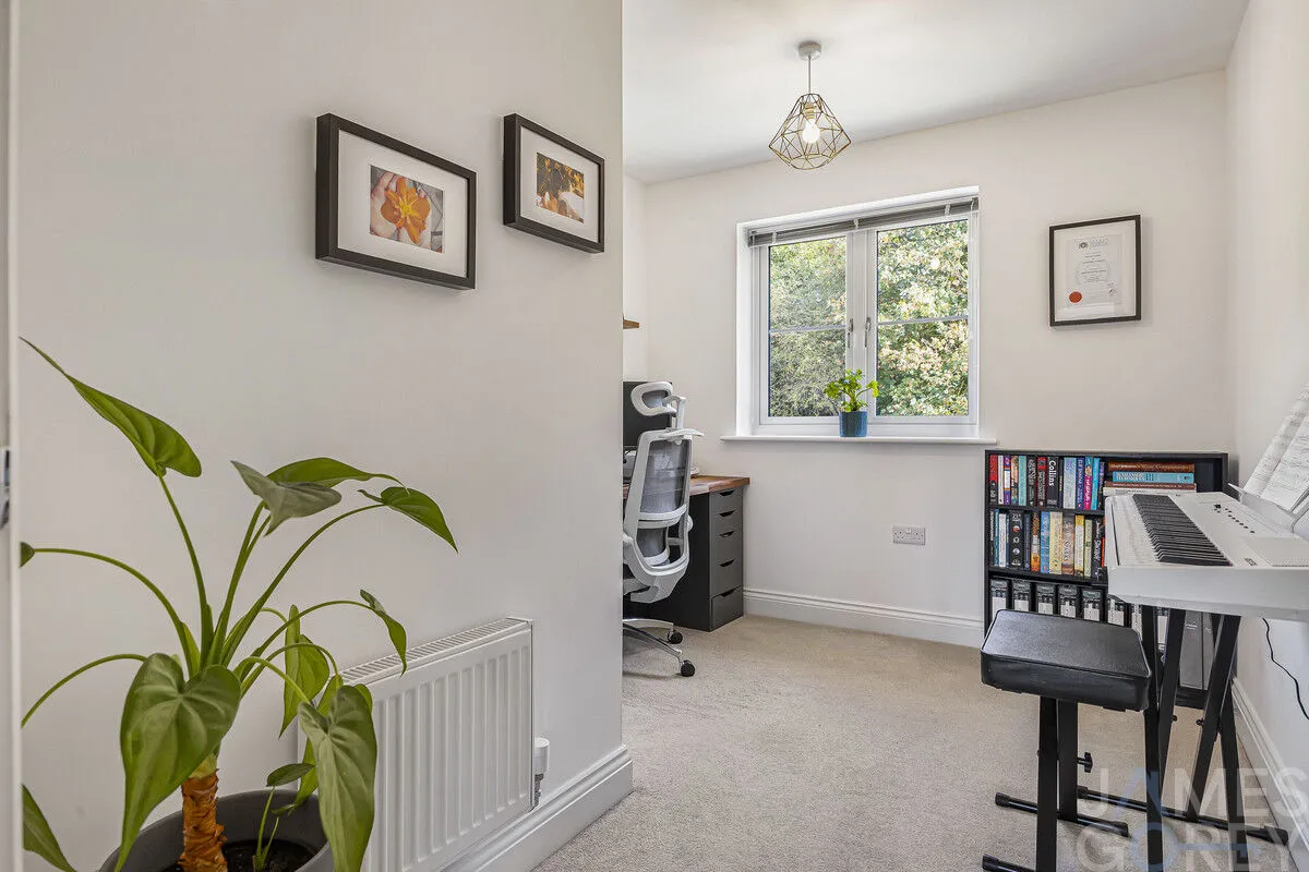 Parkwood Hill, Greenhithe, DA9, photo 30