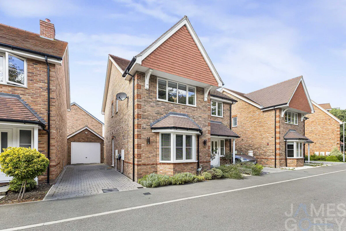 Parkwood Hill, Greenhithe, DA9, photo 38