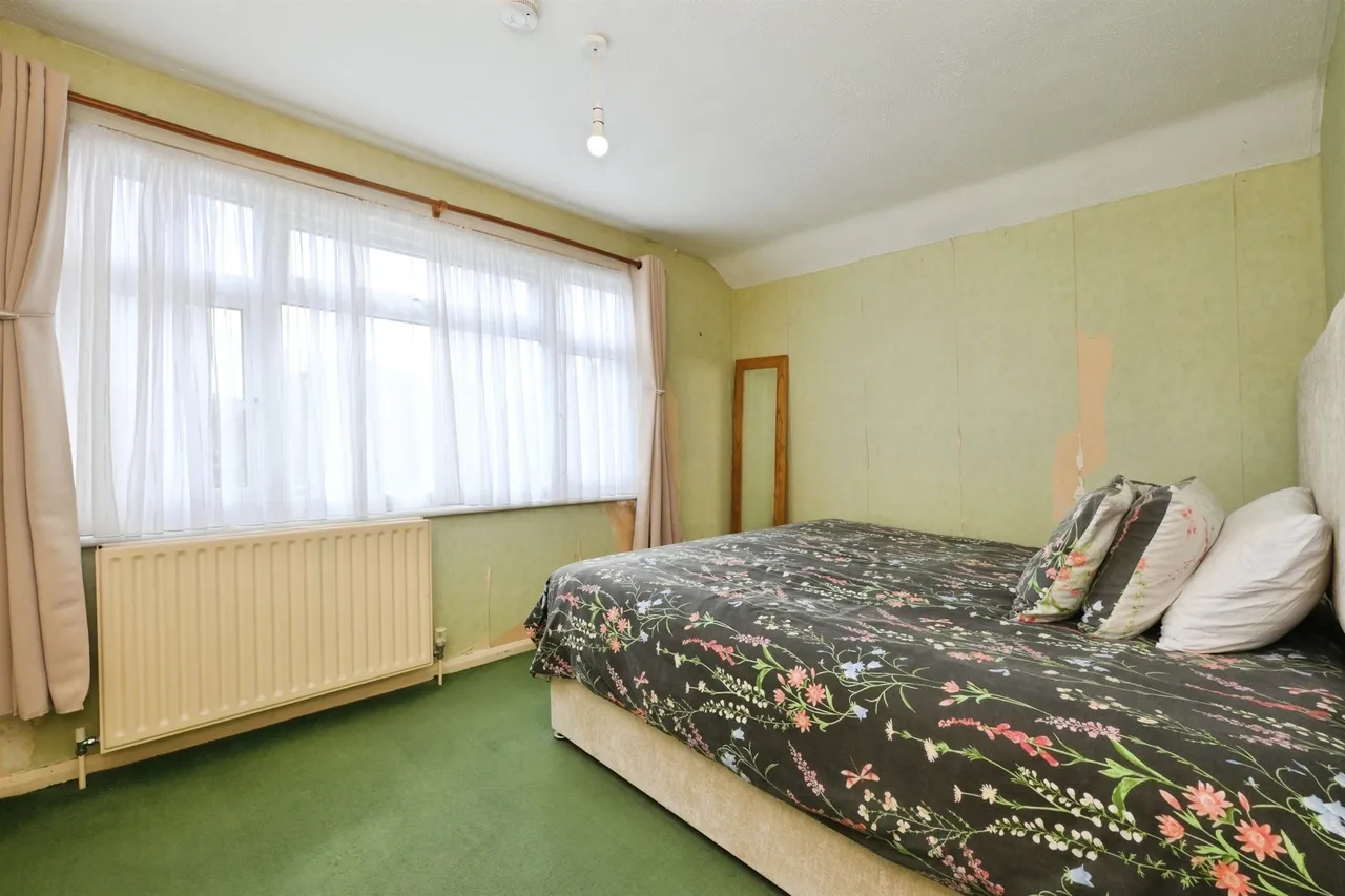 Longwood Road, Hertford, photo 12