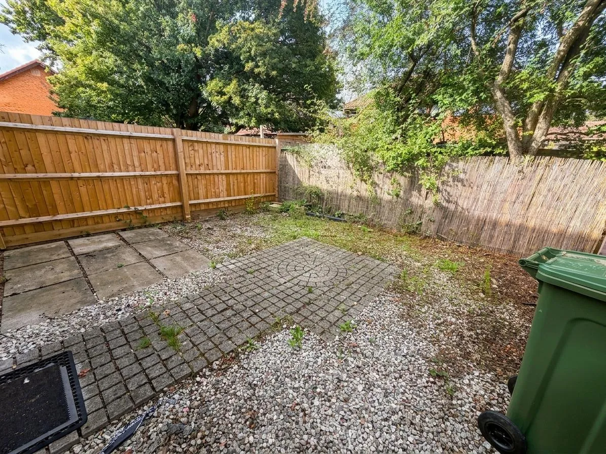 Cockerell Grove, Shenley Lodge, MK5, photo 13