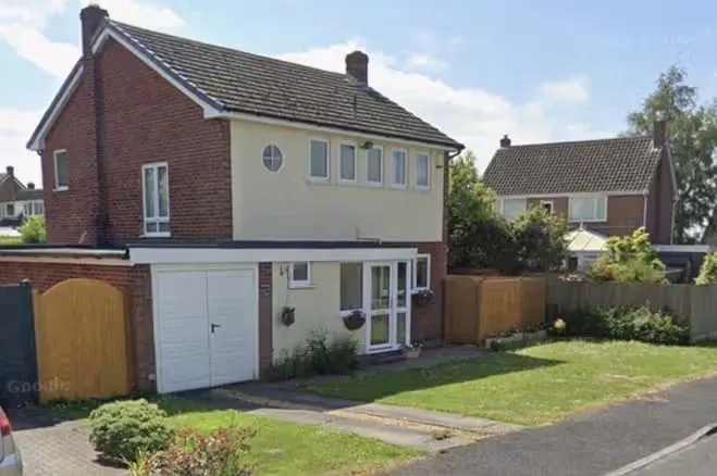 Oaklands Crescent, Chester, CH3, photo 2