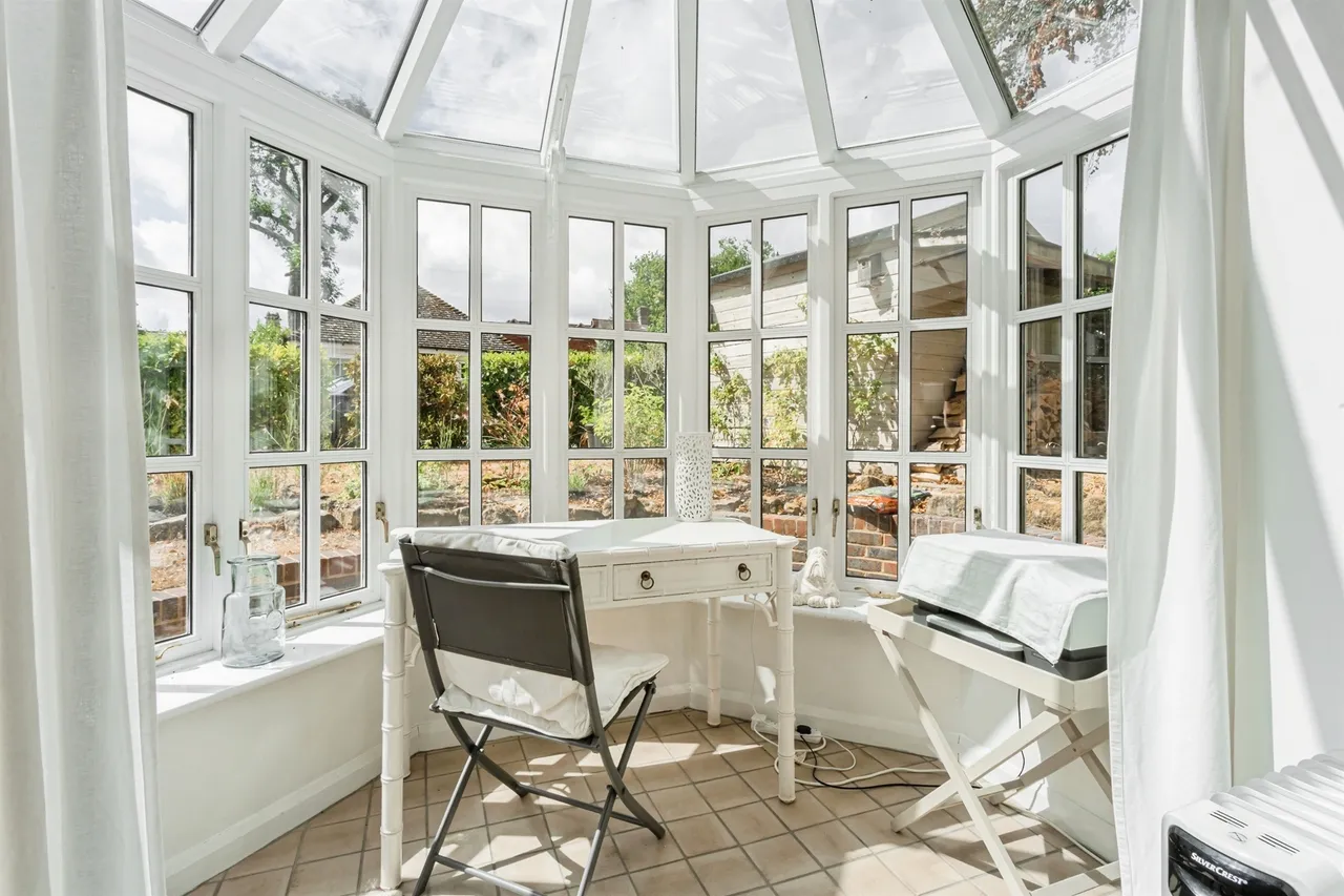 London Road, Cuckfield, RH17, photo 19
