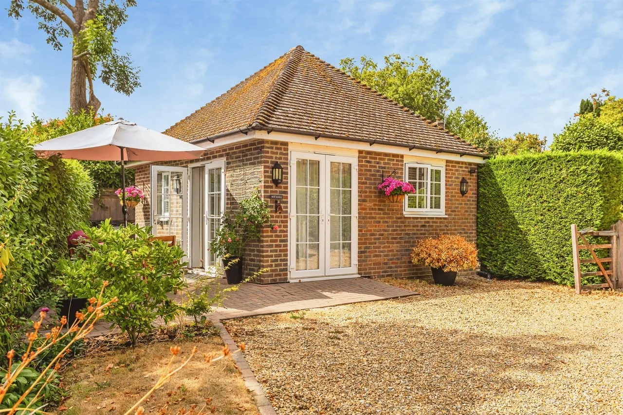 London Road, Cuckfield, RH17, photo 23