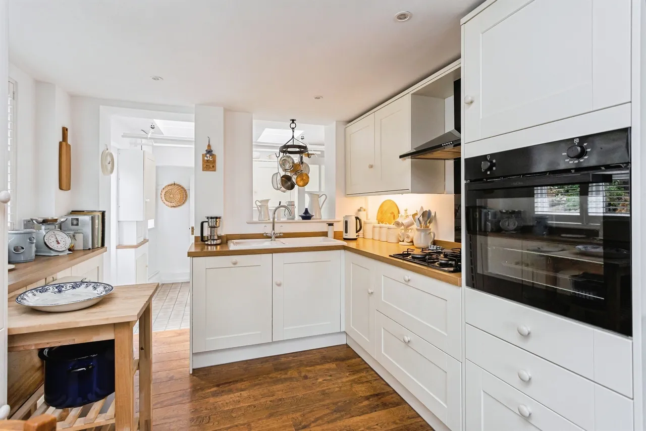 London Road, Cuckfield, RH17, photo 8