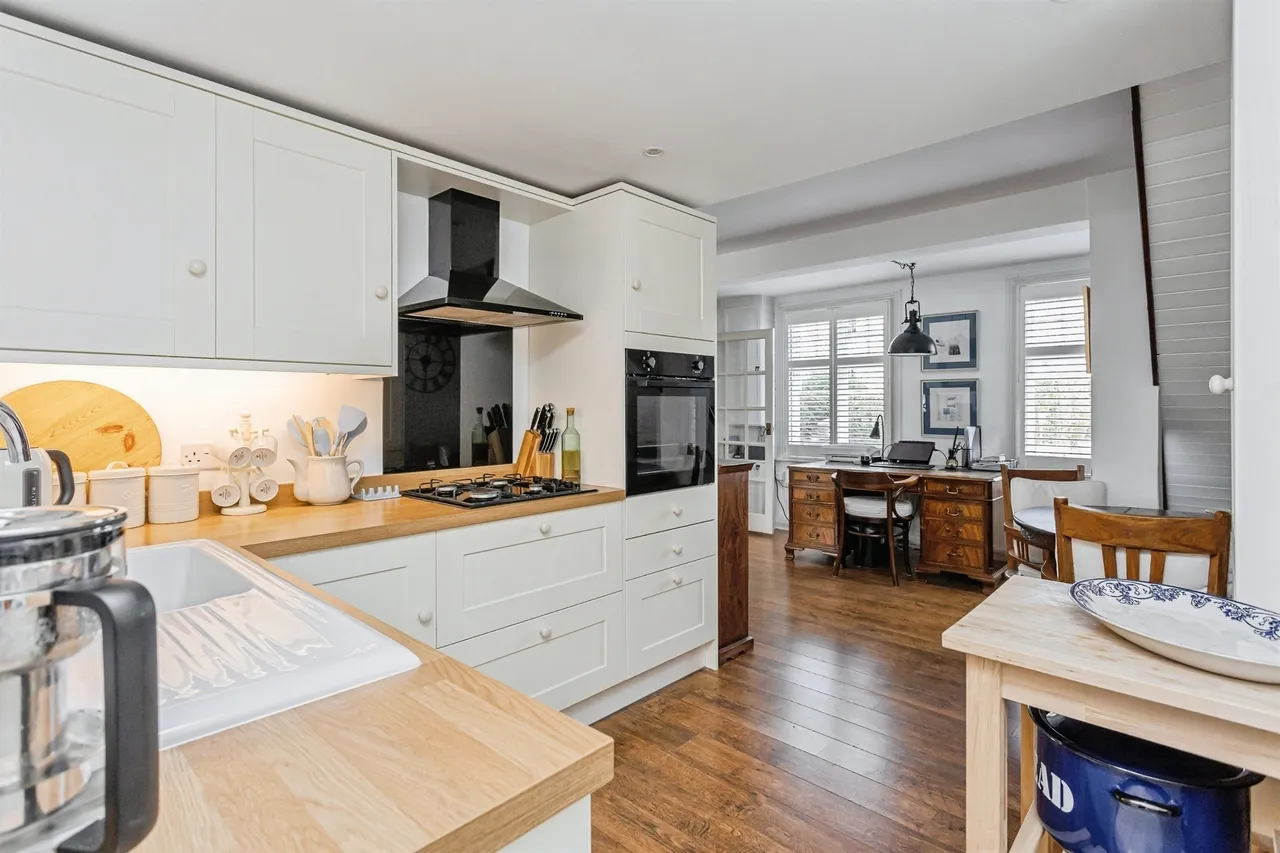 London Road, Cuckfield, RH17, photo 7