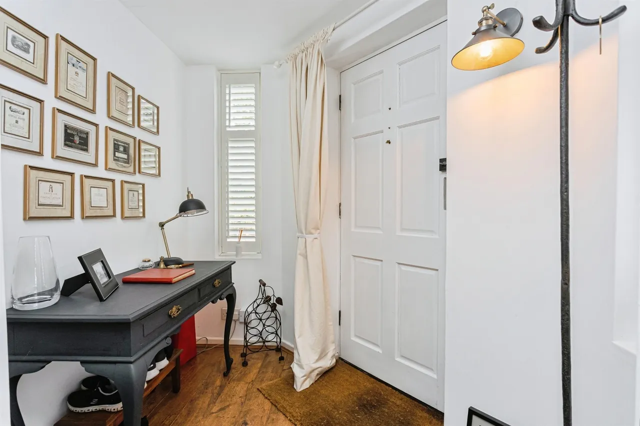 London Road, Cuckfield, RH17, photo 3