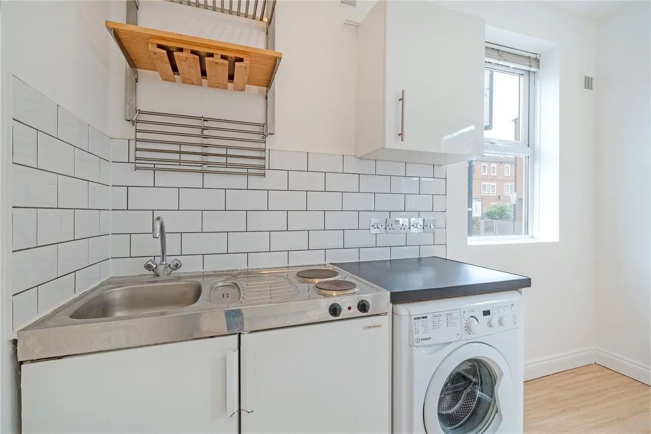 Ashenden Road, Homerton, E5, photo 3