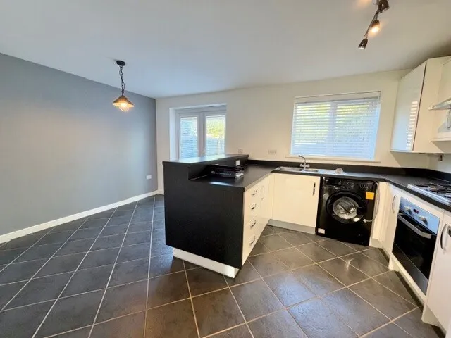 Heron Way, Sandbach, CW11, photo 2