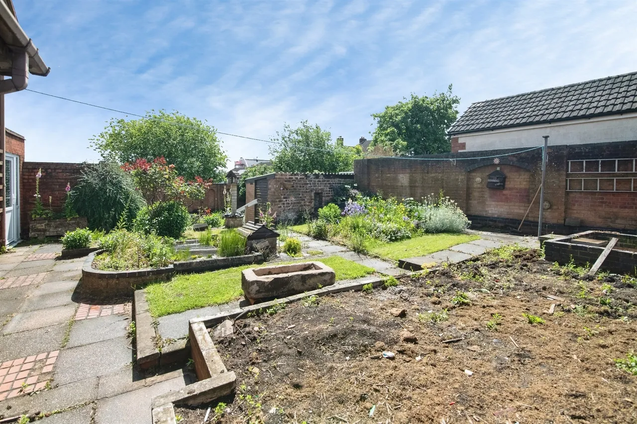 Parkes Lane, Dudley, photo 12