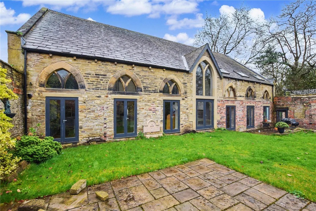 Radcliffe Lane, Pudsey, LS28, photo 9
