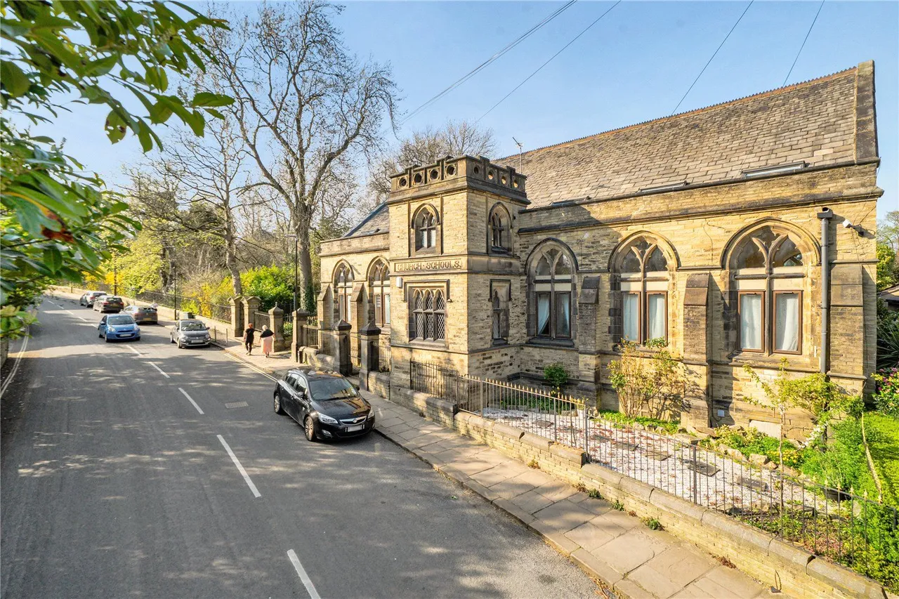 Radcliffe Lane, Pudsey, LS28, photo 10