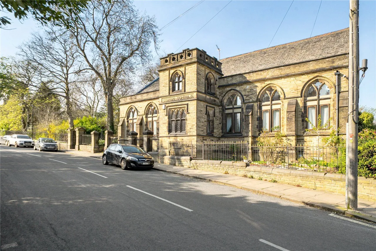 Radcliffe Lane, Pudsey, LS28, photo 27
