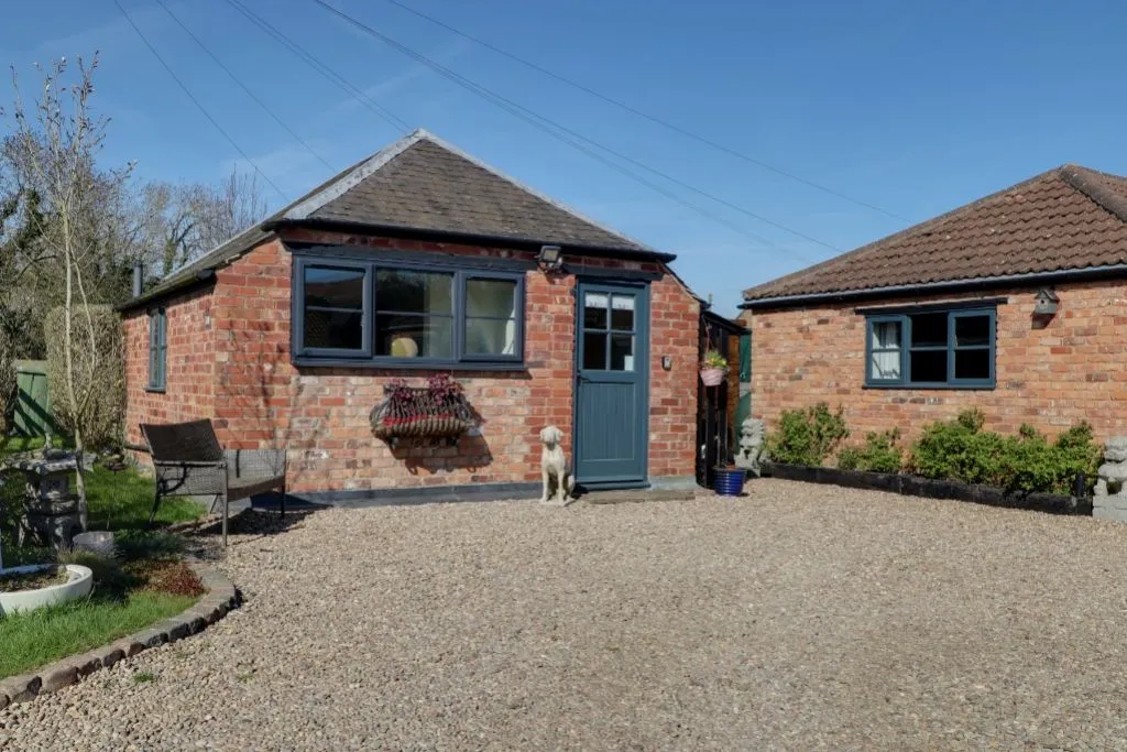 Middle Street, Stainby, NG33, photo 3
