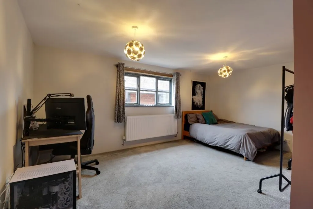 Middle Street, Stainby, NG33, photo 15
