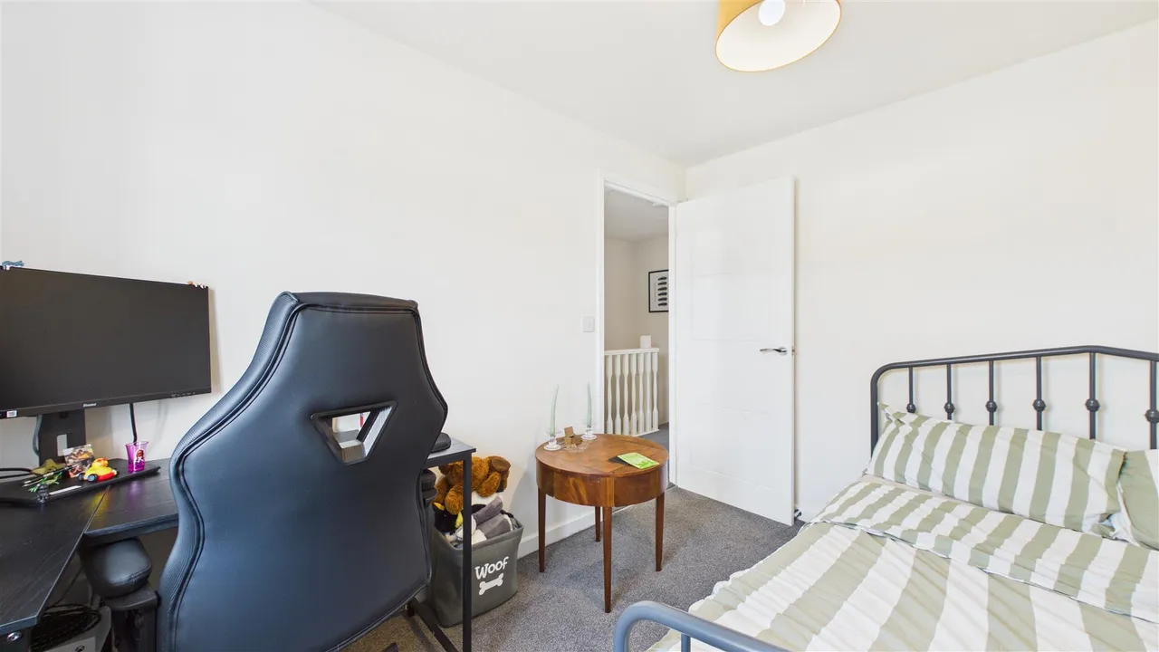 Manor Drive, Peterborough, photo 14
