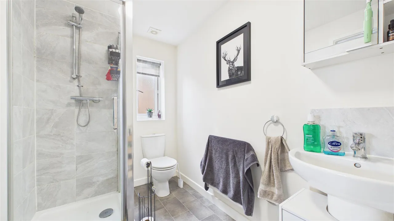 Manor Drive, Peterborough, photo 12