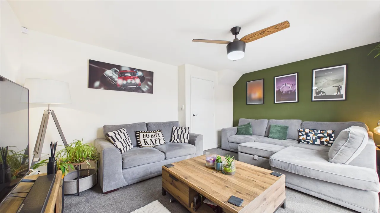 Manor Drive, Peterborough, photo 6