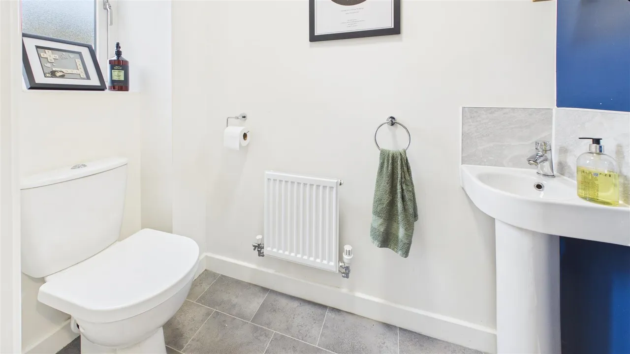 Manor Drive, Peterborough, photo 19