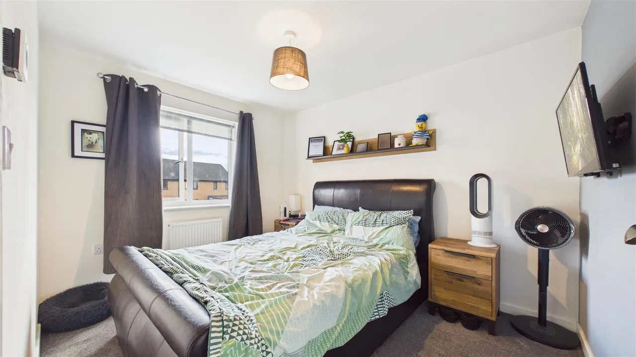 Manor Drive, Peterborough, photo 10