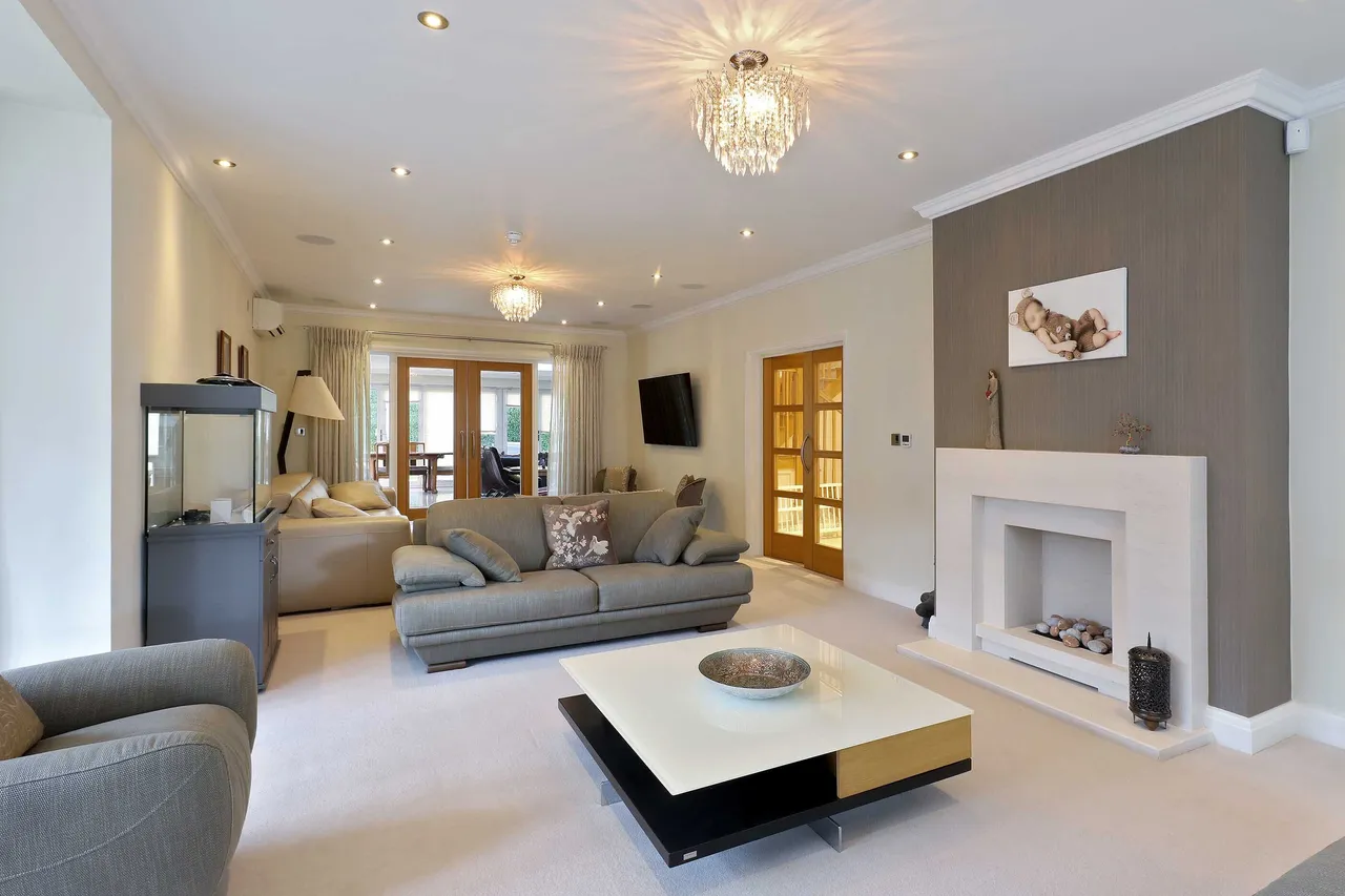 15 Vicarage Way, Gerrards Cross, SL9, photo 3