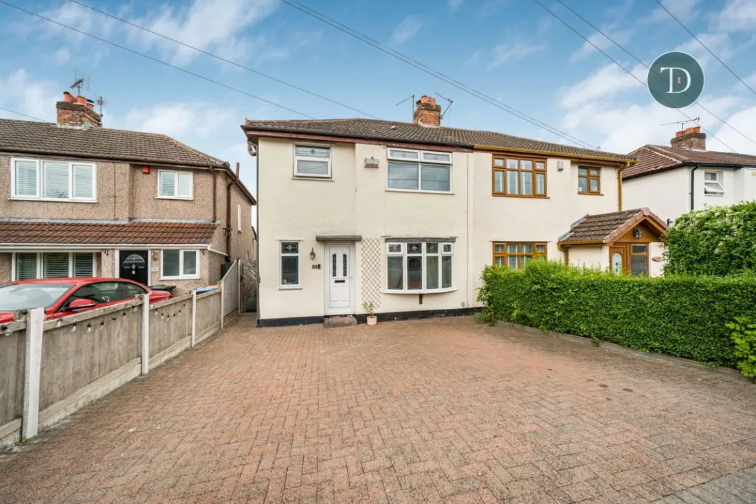 3 bed house for sale — Valley Drive, Great Sutton, CH66 3PY