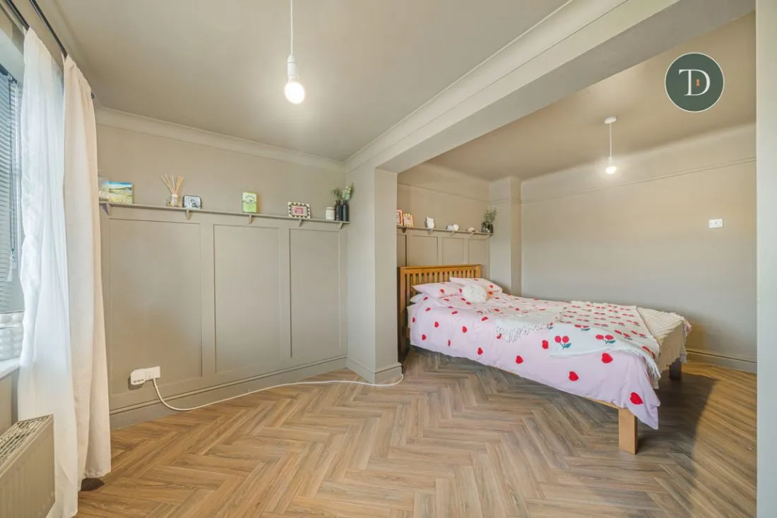 Valley Drive, Great Sutton, CH66 3PY, photo 17
