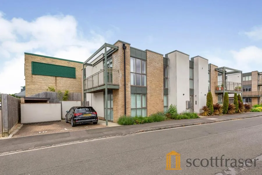 2 bed flat to rent, Butlers Drive, Carterton, OX18