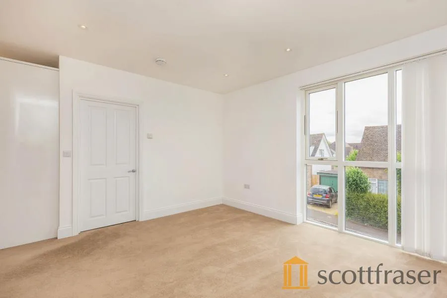 Butlers Drive, Carterton, OX18, photo 4