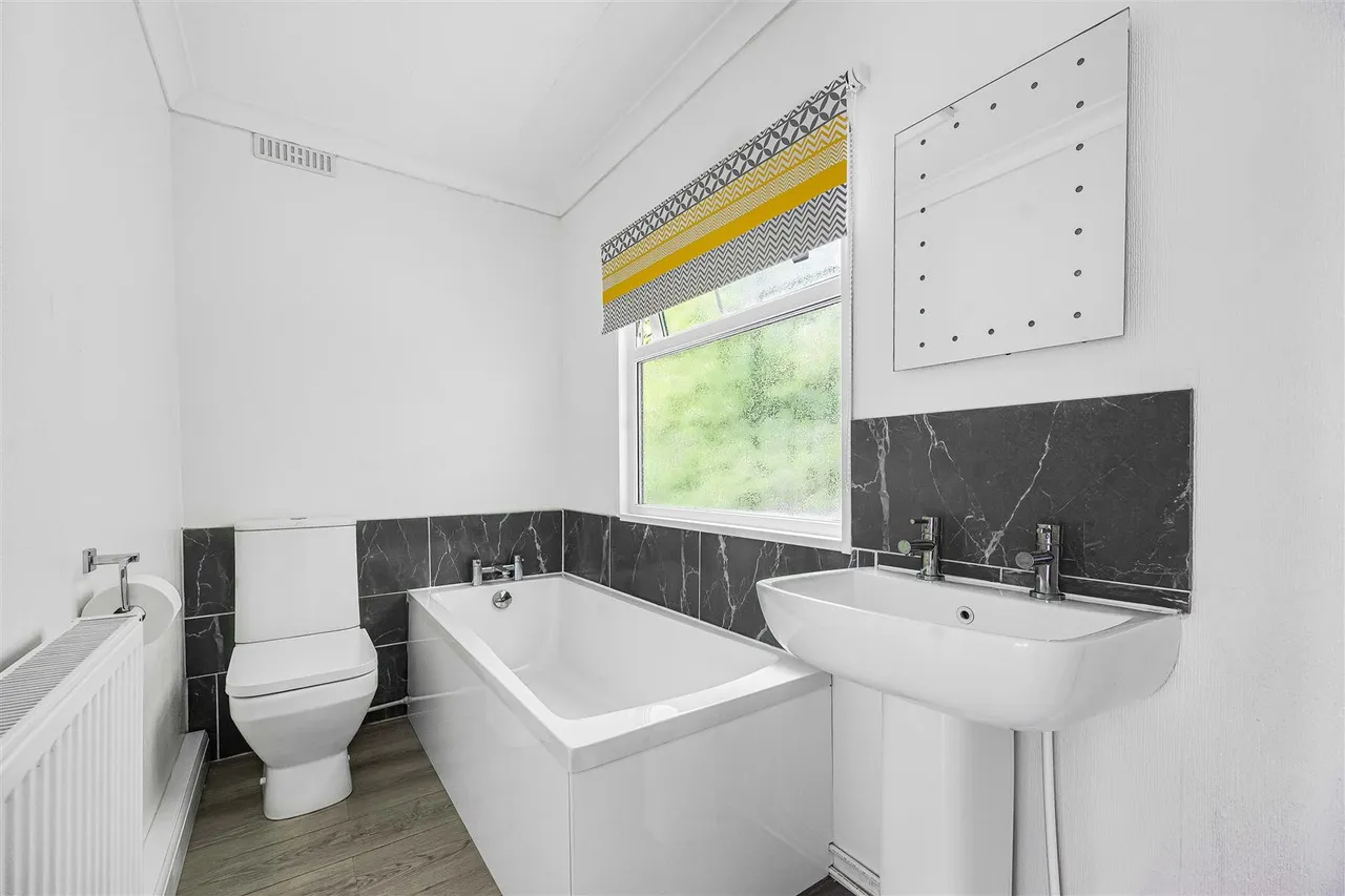 Peppard Road, Emmer Green, RG4, photo 13