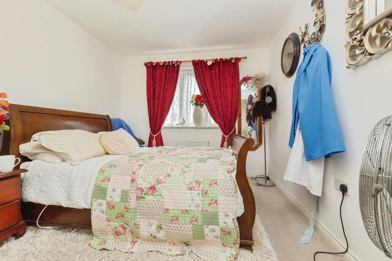 Barland Way, Aylesbury, HP18, photo 3