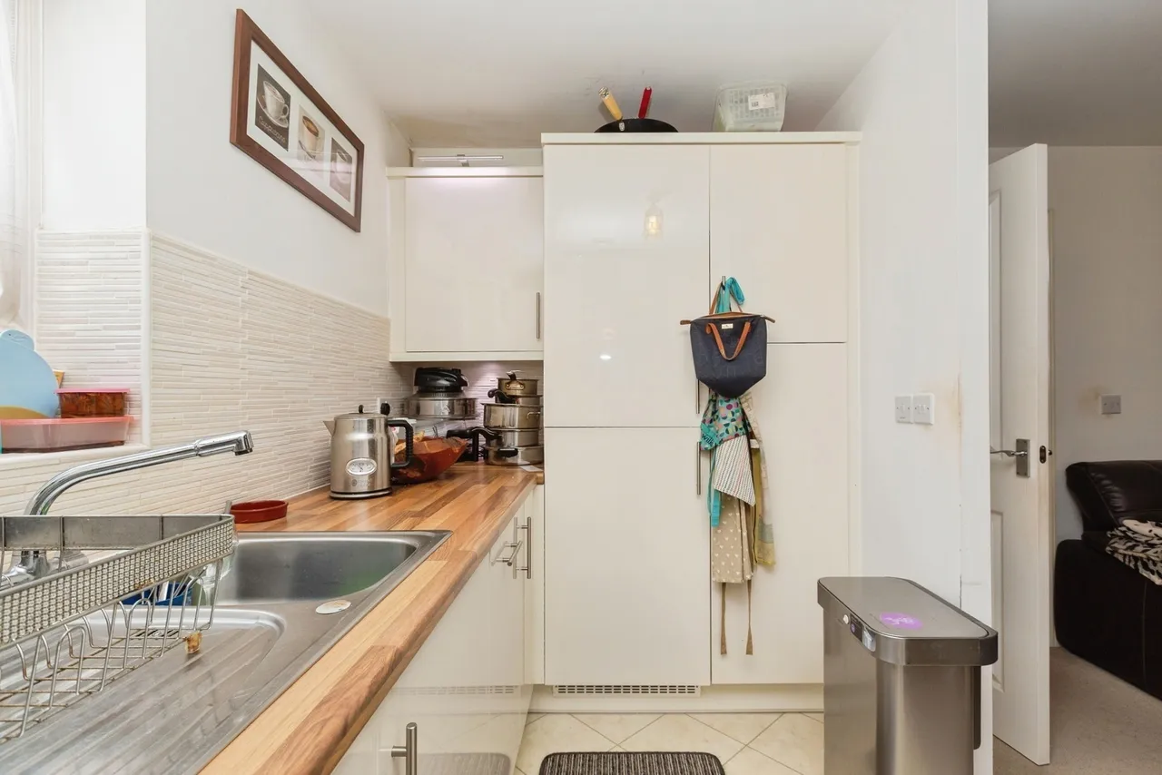 Barland Way, Aylesbury, HP18, photo 10