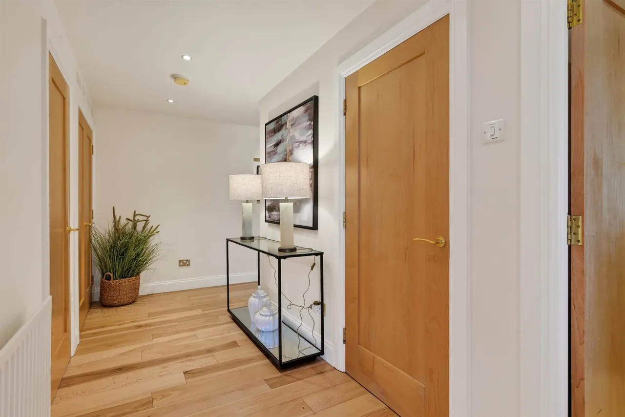 Malone Road, Belfast, BT9, photo 12