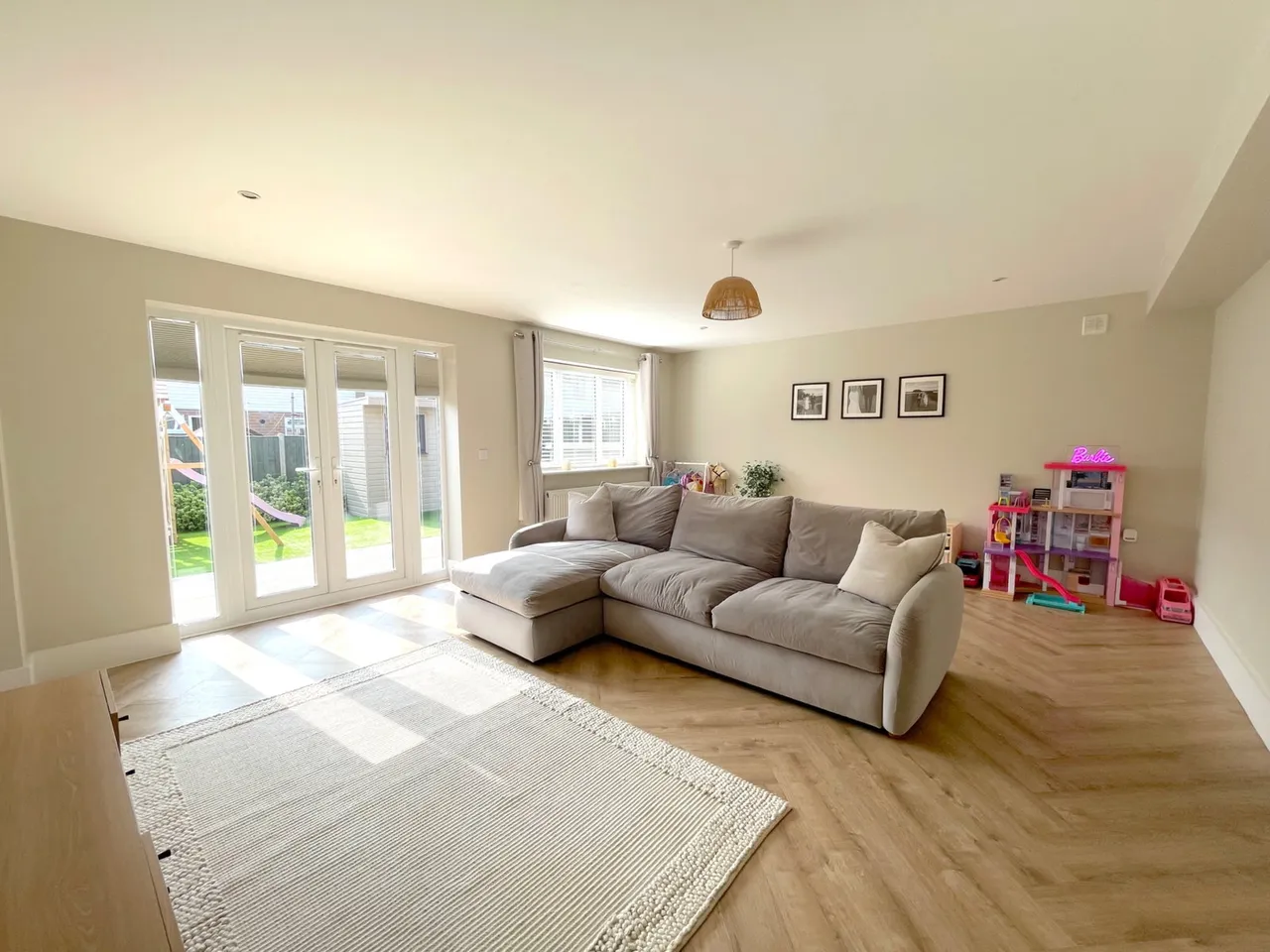 Orchard Row, Eastchurch, ME12, photo 3