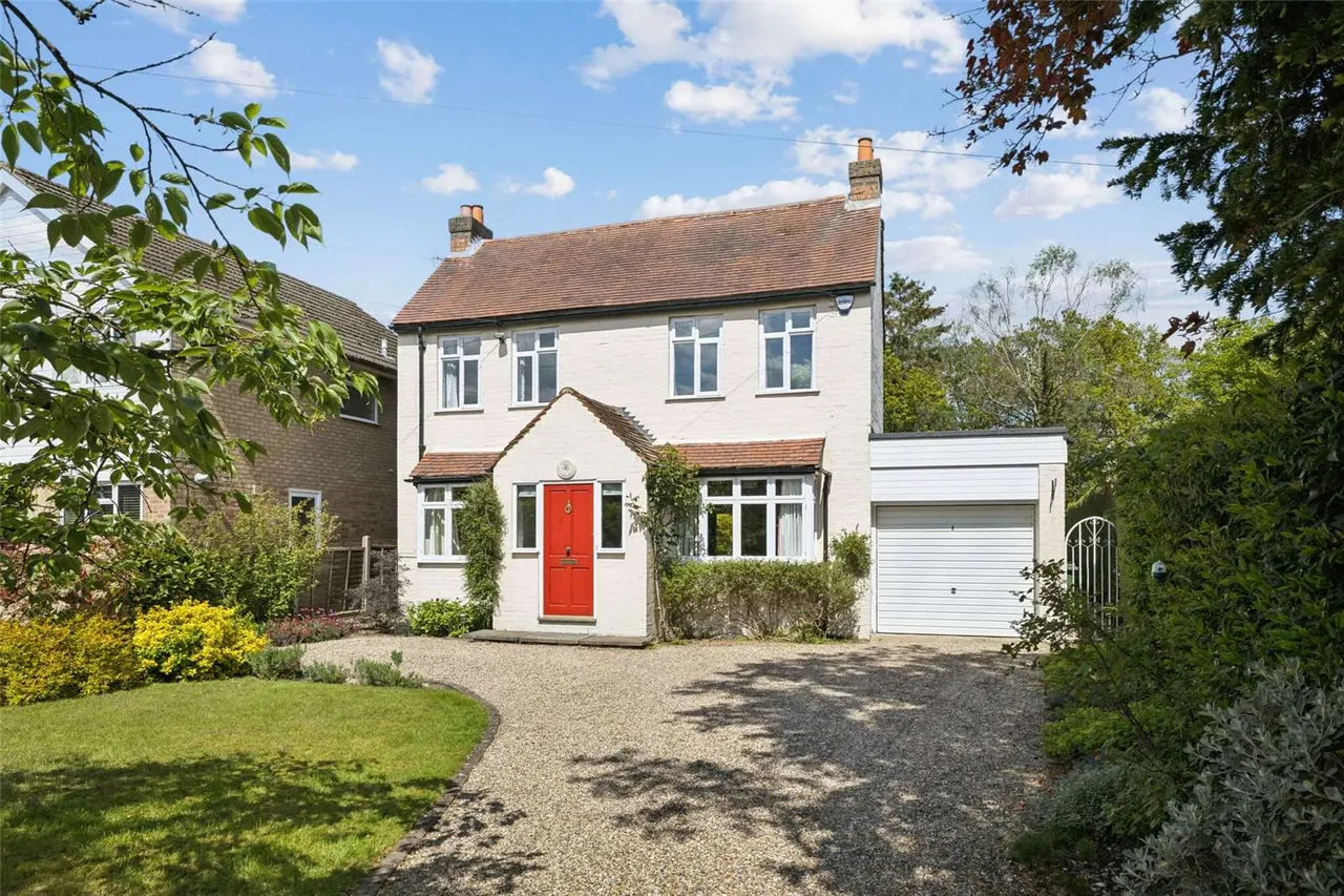 4 bed house for sale — Widmoor, Wooburn Green, Buckinghamshire, HP10 0JG