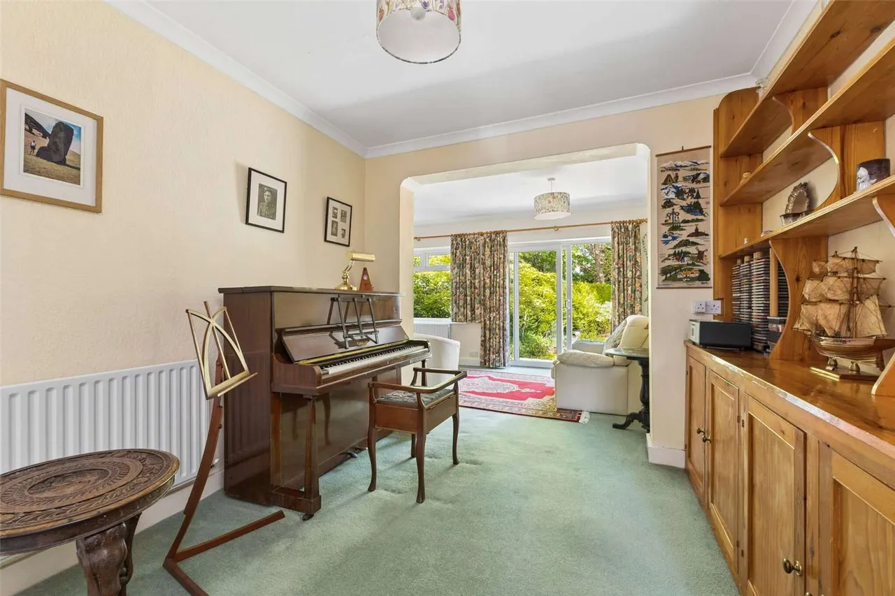 Widmoor, Wooburn Green, Buckinghamshire, HP10 0JG, photo 7