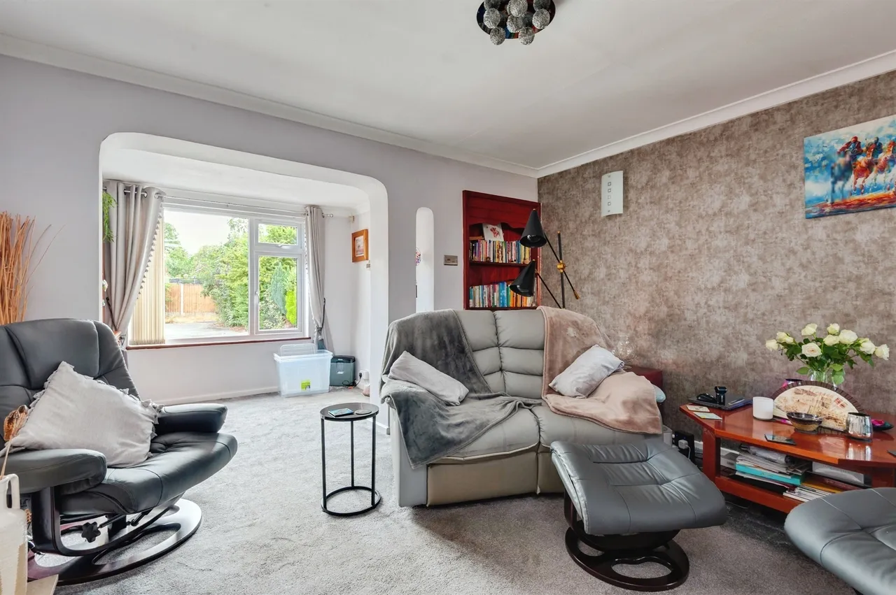 Aster Crescent, Beechwood, WA7, photo 9