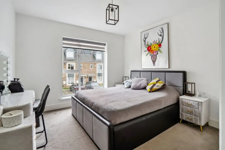 Masterman Place, Uxbridge, UB10, photo 13
