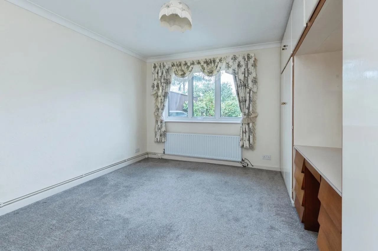 Gallows Drive, Ferndown, BH22, photo 15